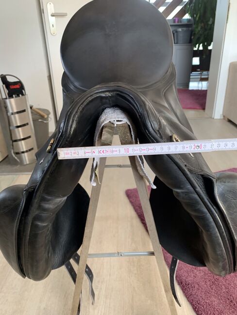 Kieffer Dressursattel Aachen neu aufgearbeitet, Kieffer  Aachen, Svenja , Dressage Saddle, Neuss, Image 5