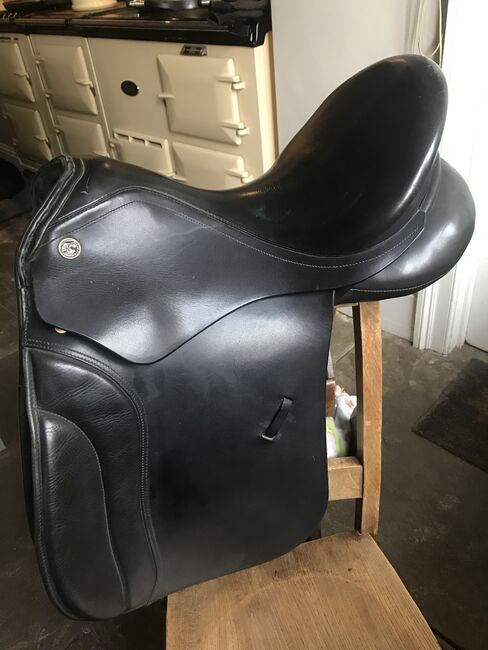 Kieffer dressage saddle, Kieffer Koln, Felicity, Siodła ujeżdżeniowe, Stonehouse 