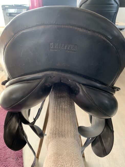 Kieffer Dressursattel Aachen neu aufgearbeitet, Kieffer  Aachen, Svenja , Dressursattel, Neuss, Abbildung 2