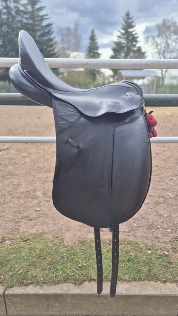 Kieffer Dressursattel schwarz, Kieffer Lusiano, Emma Kasper, Dressursattel, Ilmenau