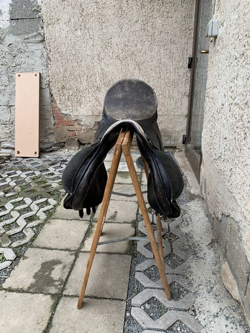 Kieffer Springsattel Inn at Nobert Koof 17 zoll viel pausche, Kieffer Inn at Nobert koof, Catherine Senne, Jumping Saddle, Chursdorf , Image 3