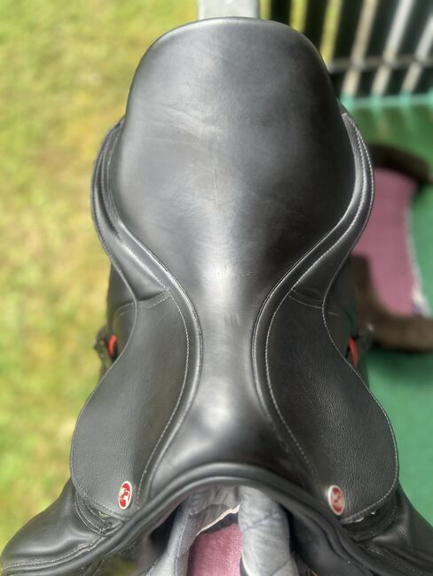 Kieffer Springsattel Masters League  „17“, Kieffer  Masters League , Alena , Jumping Saddle, Basel, Image 2