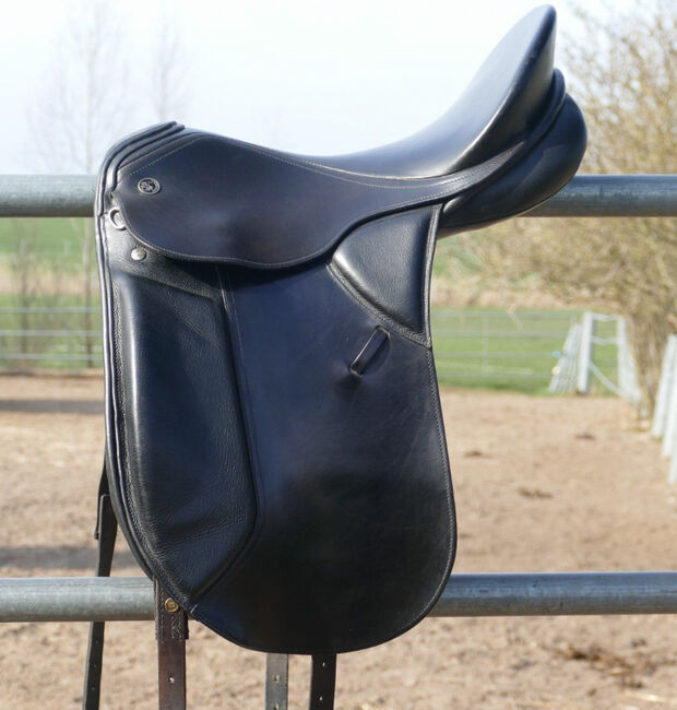 Kieffer Lech Professionell DS 17 Zoll, Kieffer Lech Professionell , Fußeder, Dressage Saddle, Marklkofen 