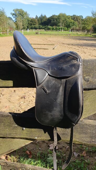 Kieffer Lech Profi 17'' dressuurzadel, medium, hoge schoft, Kieffer Lech profi, Marjolijn, Dressage Saddle, Almen