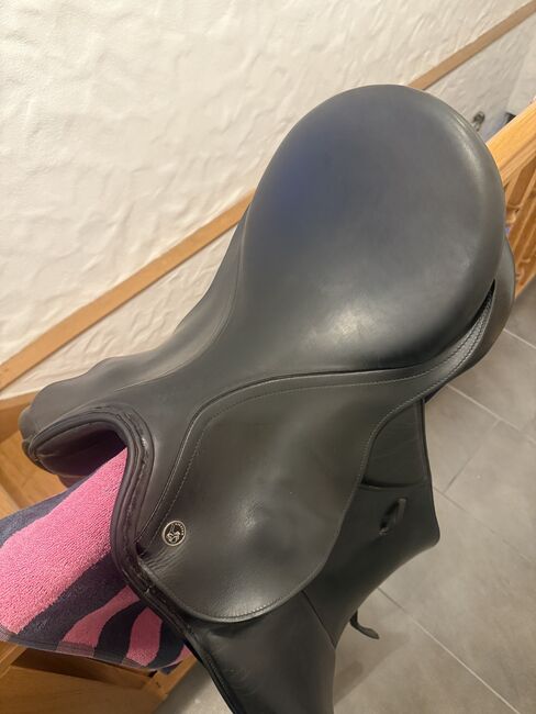 Kieffer Lusitano Dressursattel Sattel schwarz 32 Kammer 18 Zoll, Kieffer Lusitano, Larissa , Dressage Saddle, Offenhausen , Image 4