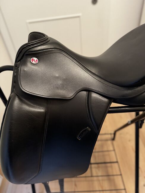 Kieffer Lusitano neuwerig, Kieffer  Lusitano Evo Exclusiv AT Lusitano Evo, Nadine Eder-Knispel, Dressursattel, Schwendau, Abbildung 3
