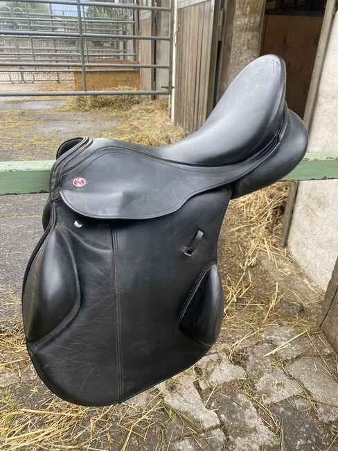 Kieffer Norbert Koof Springsattel, Kieffer Norbert Koof, Hannah Rossbauer, Jumping Saddle, Abensberg , Image 2