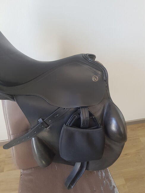 Kieffer Norbert Koof Springsattel, Kieffer Norbert Koof, Jessica Griczan, Jumping Saddle, Bad Zwischenahn, Image 3