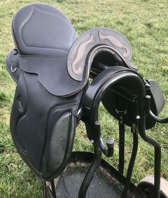 Kieffer Trekk Vario   Sattel  Trekkingsattel  Wanderreitsattel, Kieffer Trekk Vario, N. Bock, Endurance Saddle, Buchdorf