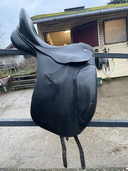 Kieffer Ulla Salzberger Rusty, Kieffer Ulla Salzberger Rusty, Carolin C., Dressage Saddle, Wülfrath, Image 2