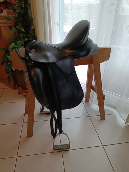 Kieffer Ulla Salzgeber - Wall Street Exclusiv, Kieffer  Kieffer Ulla Salzgeber Modell Wall Street Exclusiv, Natascha , Dressage Saddle, Fort-Louis