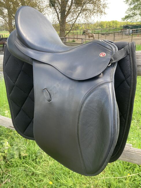 Kieffer VS Sattel Aachen, Kieffer Aachen, Stefanie Anzinger, Dressage Saddle, Köln