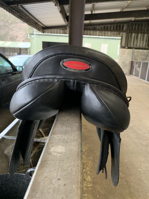 Kings Windsor 17” MW saddle, Kings Windsor, Natalie Spedding , Vielseitigkeitssattel (VS), Stockport, Abbildung 4