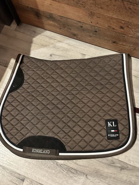 Kingsland Schabracke Kaki, Tanja Schneider, Dressage Pads, Lauterach