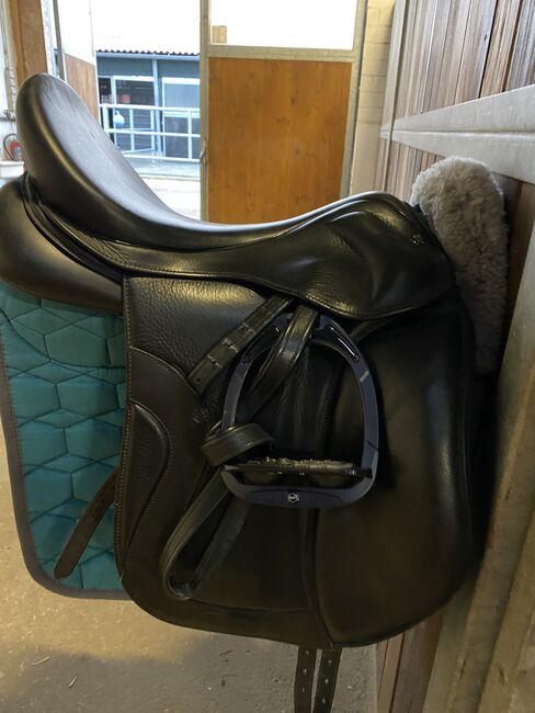 Kingsley Dressursattel D1 18 Zoll, Kingsley D1, K.Petersen, Dressage Saddle, Ludwigsburg 