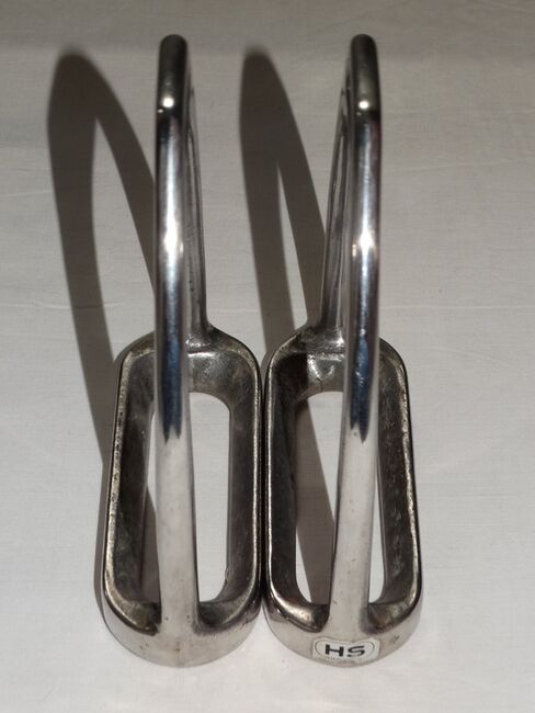 Klassische silberne Sprenger Steigbügel 12 cm Trittbreite für englisch Sattel, Sprenger, Anne, Saddle Accessories, Wahrenholz, Image 4