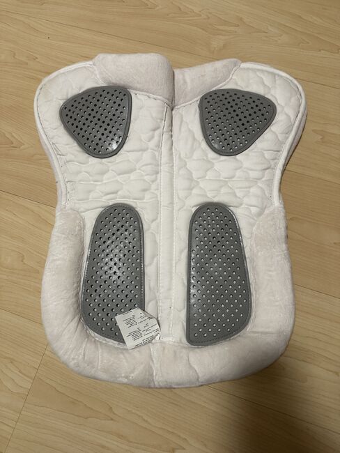 Kunstfellpad Pfiff mit Gel weiß Full / Sattelpad, Pfiff, Jenny, Andere Pads, Odenthal