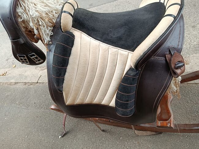 La Selle Sattel, La Selle L´Art pour L´Art, Weise Anja, Baroque Saddle, Marloffstein, Image 2