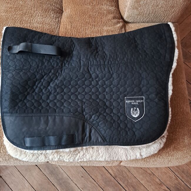 Lammfell Schabracke Dresssur Warmblut der Marke Werner Christ Horse, Werner Christ, Julia Pößnecker , Dressage Pads, Köln