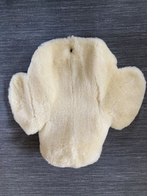 Lammfellsattelsitz natur, von Loesdau, Loesdau Western und RAI Reiten Sattelsitz, Martin Müller, Other, Rheinau