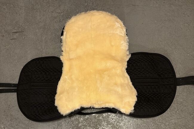 Lammfellsattel, SHOWMASTER Lammfellsattel Freizeit, Ronja , Andere Pads, Bobingen , Abbildung 4