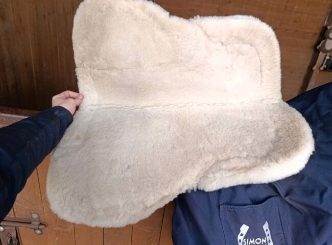 Lammfellpad Sattelpad Premier Equine WB, Premier Equine Lammfellpad Sattelpad, Kathrin Ruppert, Other Pads, Rodgau, Image 2