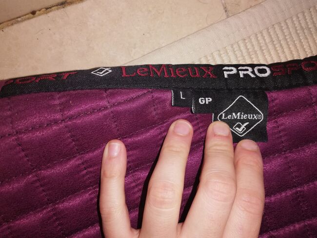 Le Mieux plum GP, L saddle pad, Le mieux, Tanya , Other Pads, London