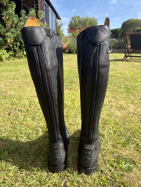 Leather Riding Boots 41, HKM Latinium, Naomi Whiteley, Riding Boots, Hull, Image 3