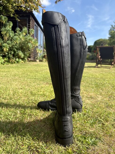 Leather Riding Boots 41, HKM Latinium, Naomi Whiteley, Riding Boots, Hull, Image 2