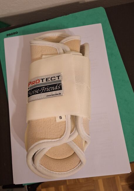 Beinschutz, Manuela Schmiedhofer , Tendon Boots, Obdach, Image 2