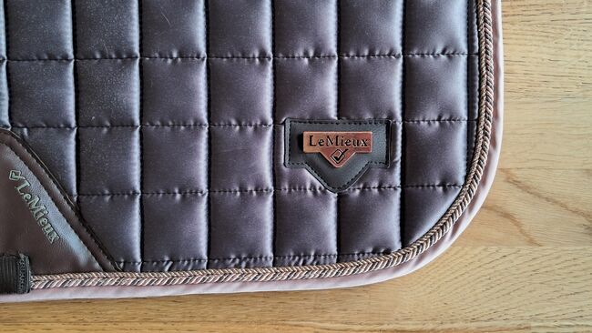 LeMieux Loire Schabracke, LeMieux  Dressurschabracke, Waltner Iris, Dressage Pads, Fischbachau, Image 2