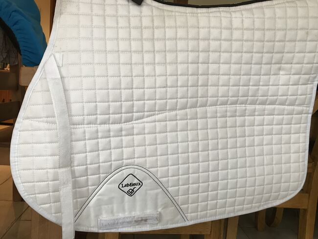 LeMieux Prolambskin dressage pad, LeMieux Prolambskin, Sharon noble, Dressage Pads, Image 2