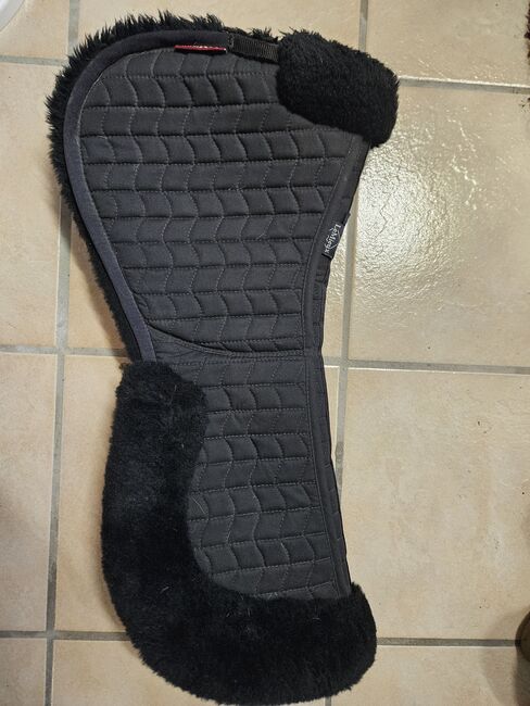 LeMieux ProSorb Lammfell Halfpad L, LeMieux ProSorb Lammfell Halfpad L, Laura , Saddle Accessories, Menden