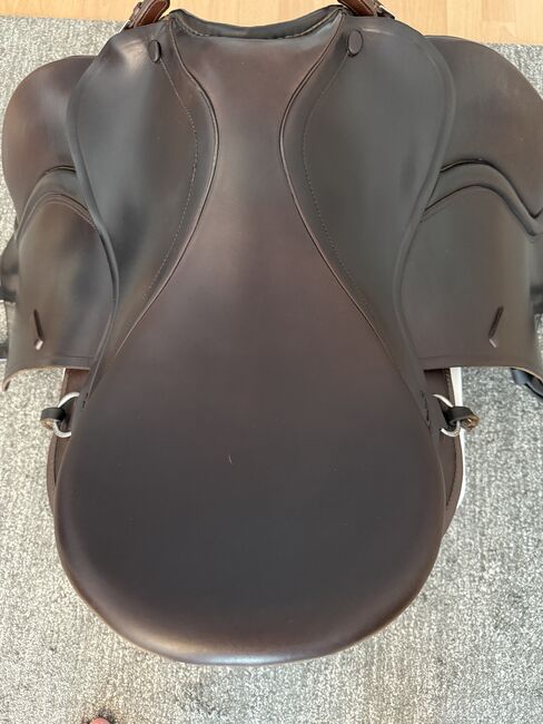 Lederbaumsattel von Fa. Sattelglück 18 Zoll, braun, Modell Viento, Sattelglück Viento Dressursattel, Nadine , Other Saddle, Dinslaken, Image 3