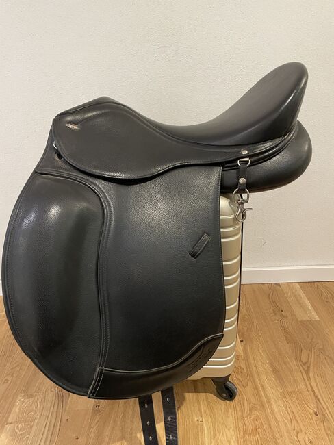 Letek Dressursattel, NEUwertig, 17,5, Letek, Janine Heckmann, Dressage Saddle, Tholey