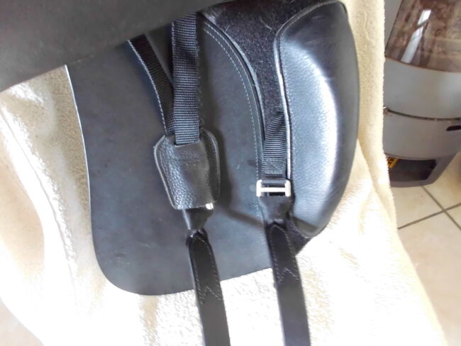 Letek Excellent Dressur Sattel 17 Zoll Wechselb. Kopfeisen, Letek Excellent, Brigitte, Dressage Saddle, Königsberg, Image 4