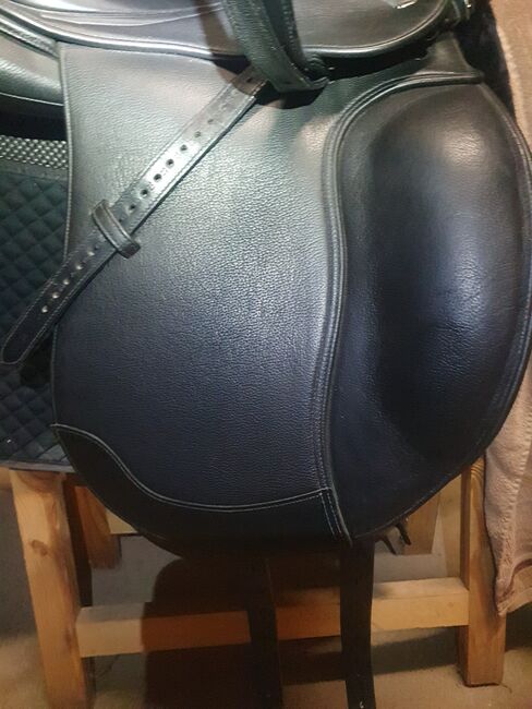 Letek Maximus Dressur 18er schwarz Kaltblut, Tekna Letek Maximus Dressur 18er schwarz, Anke Voigt, Dressage Saddle, Kriegsfeld, Image 14