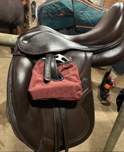 Letek Monoblatt Dressursattel Dunkelbraun 17 Zoll, Letek Letek Monoblatt Dressursattel, Gesa, Dressage Saddle, Winsen