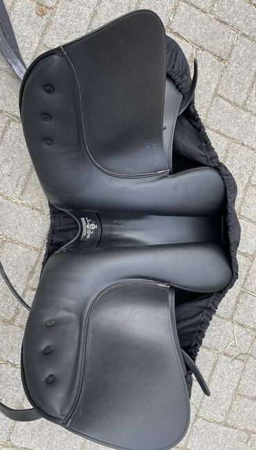 Letek S Line Dressursattel halbes Jahr alt, Letek S Line, Andrea Boller, Dressage Saddle, Duisburg, Image 8