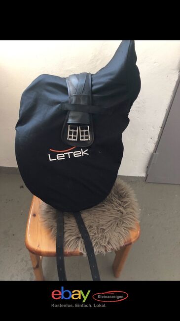 Letek Tekna Dressursattel Schwarz 17” Neuwertig, Letek Tekna (Tochterfirma von Ikonic), Andrea M., Dressage Saddle, Höxter, Image 2