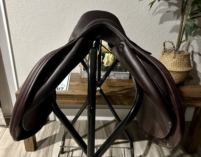 Like New Dover Circuit Premier Special Eq Saddle, Dover  Circuit Premier Special Eq Saddle , Jennifer , All Purpose Saddle, Las Vegas , Image 4