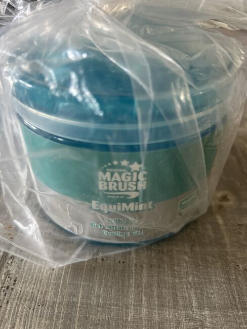 Magic Brush EquiMint Kühlgel 500ml, Magic Brush, Lisa, Care Products, Frickenhausen