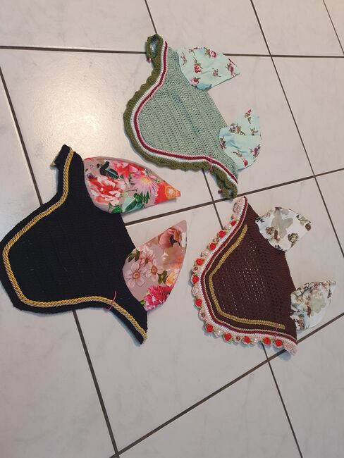 Fliegenhauben in verschiedenen Farben und Größen, Homemade, Kiki, Ochrona koni przed owadami , Burgwedel