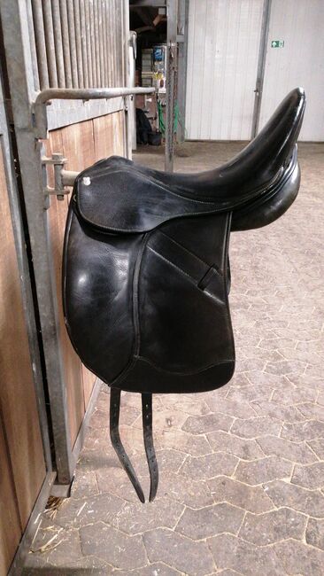 Massimo 2 Dressursattel, Massimo Dressursattel 2, Alina Herder, Dressage Saddle, Erftstadt 