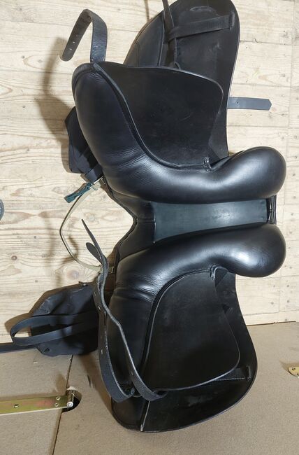 Massimo Dressur II 42er kw,  17,5 zoll, Massimo  Dressur II, Susanne, Dressage Saddle, Stadtallendorf, Image 3