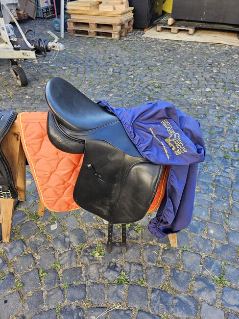 Massimo Dressur II FK 17" 32 Kammerweite, Massimo Dressur II FK, Sarah Müller, Dressursattel, Neunkirchen-Seelscheid, Abbildung 8
