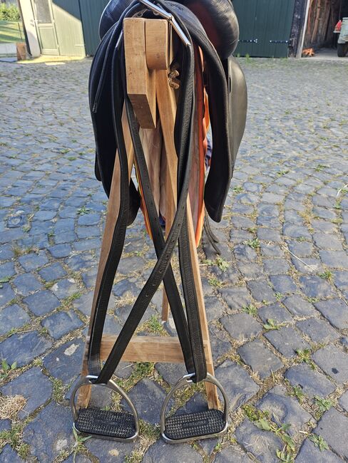 Massimo Dressur II FK 17" 32 Kammerweite, Massimo Dressur II FK, Sarah Müller, Dressursattel, Neunkirchen-Seelscheid, Abbildung 10
