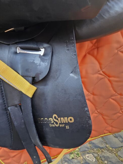 Massimo Dressur II FK 17" 32 Kammerweite, Massimo Dressur II FK, Sarah Müller, Dressursattel, Neunkirchen-Seelscheid, Abbildung 7