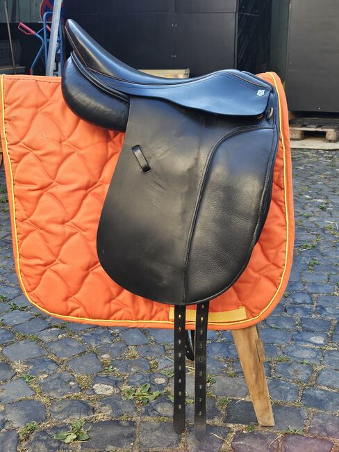 Massimo Dressur II FK 17" 32 Kammerweite, Massimo Dressur II FK, Sarah Müller, Dressursattel, Neunkirchen-Seelscheid, Abbildung 4