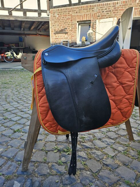 Massimo Dressur II FK 17" 32 Kammerweite, Massimo Dressur II FK, Sarah Müller, Dressage Saddle, Neunkirchen-Seelscheid, Image 3